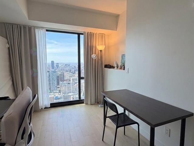 1210 Rue Jeanne-Mance