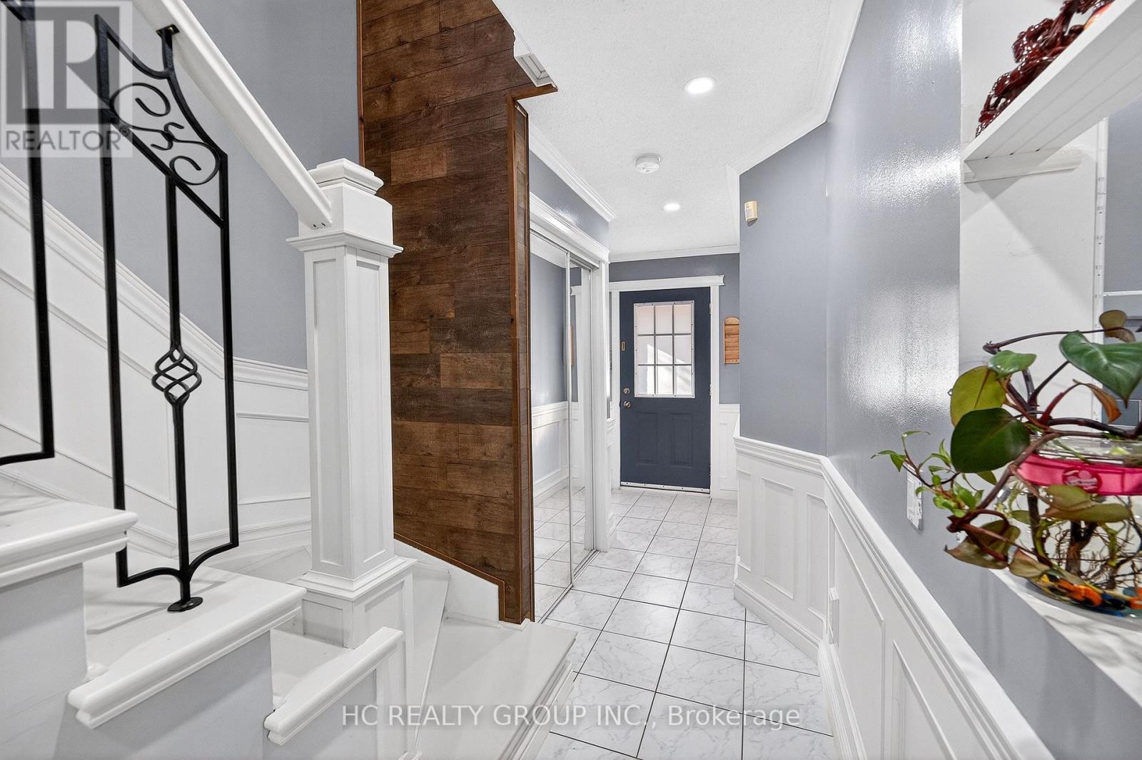Row / Townhouse for Sale in 81 - 2080 LEANNE BOULEVARD|Mississauga (Sheridan), Ontario L5K2S6 4
