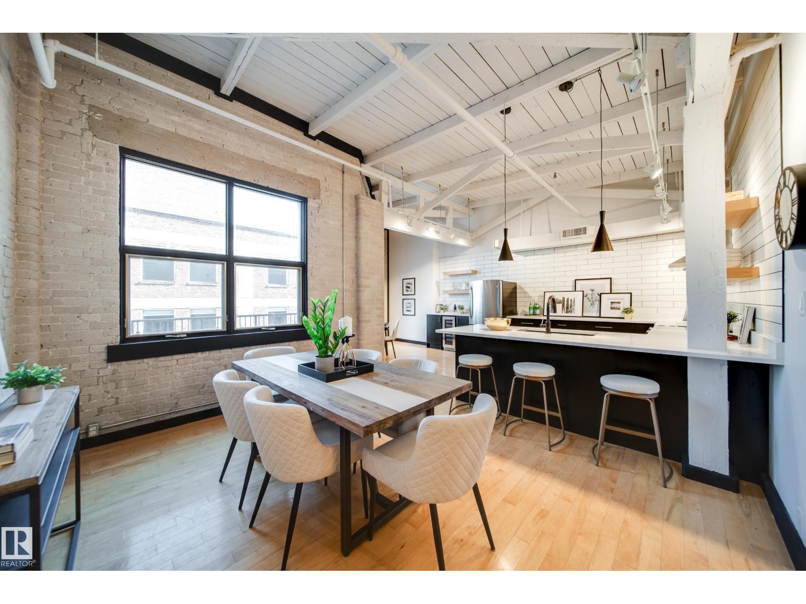 #501 10169 104 ST NW