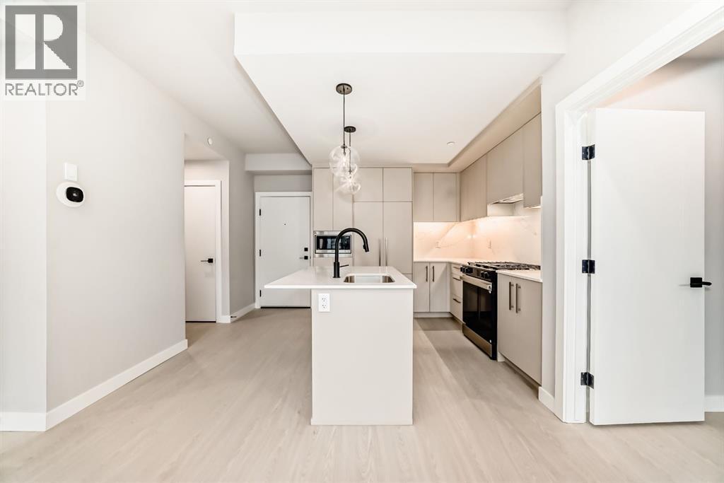 Apartment for Sale in 407, 8375 Broadcast Avenue SW|Calgary, Alberta T3H6L3 5
