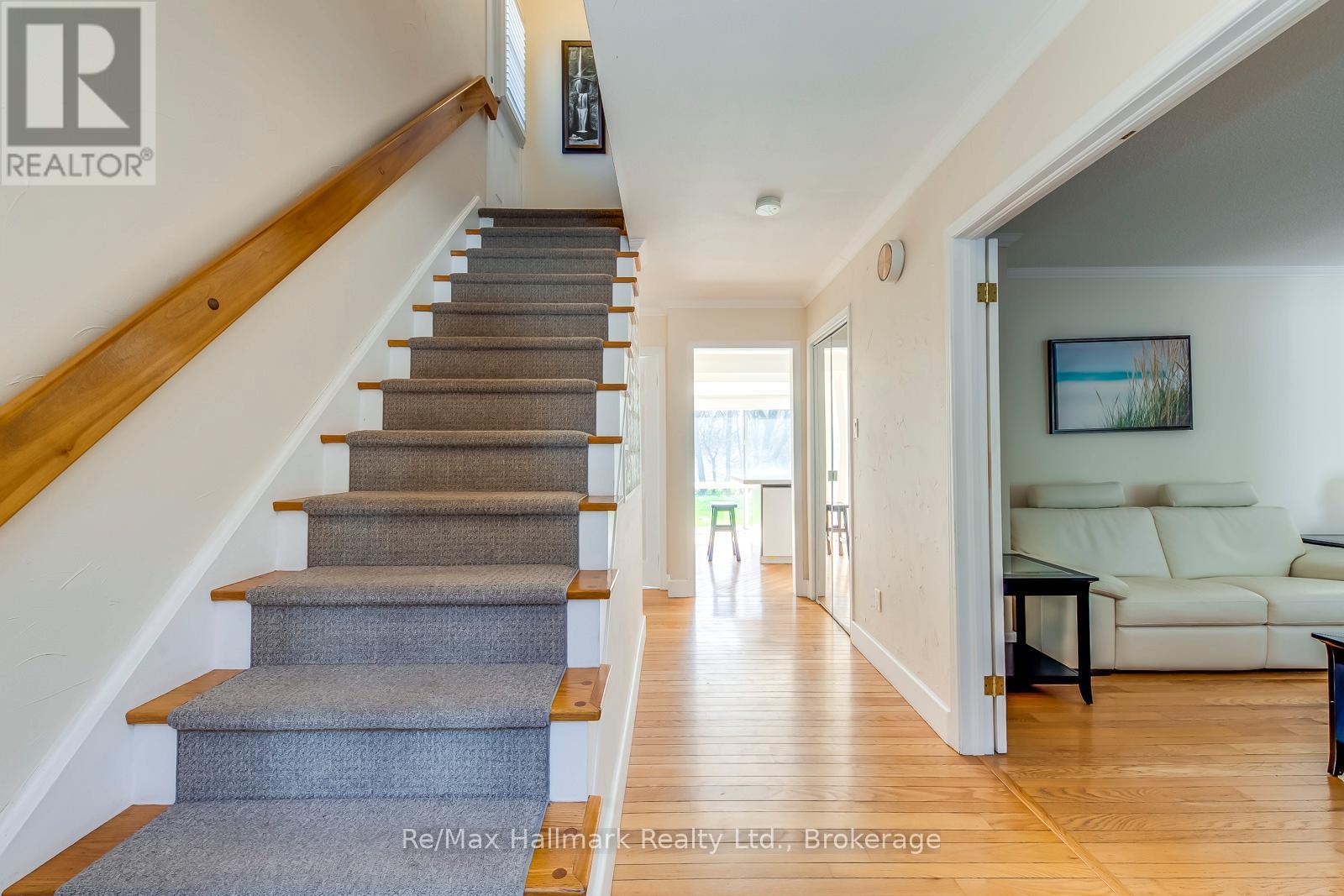 For sale: 494 CHARTWELL ROAD, Oakville (OO Old Oakville), Ontario ...