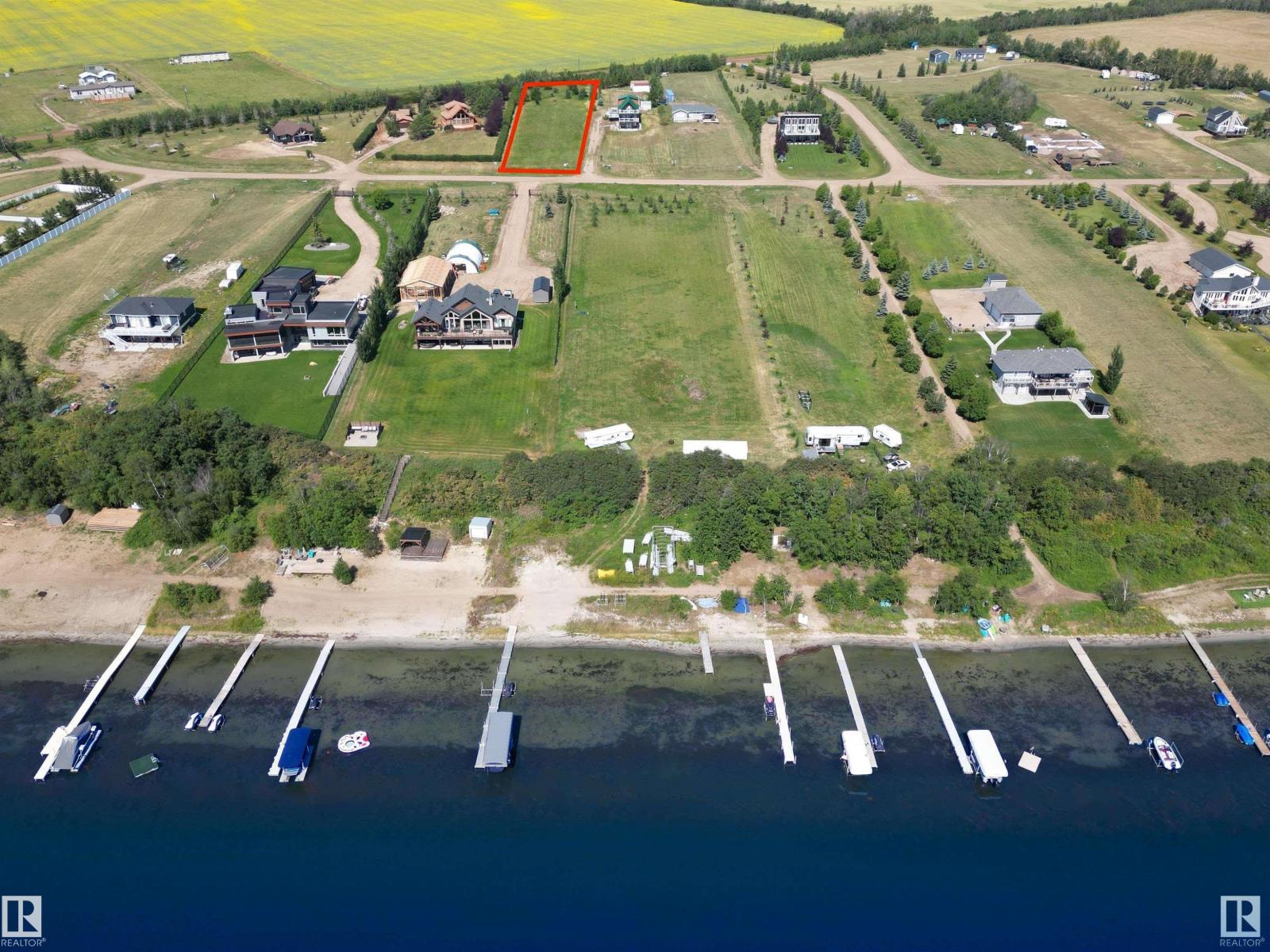 126, 562115 Range Road 114