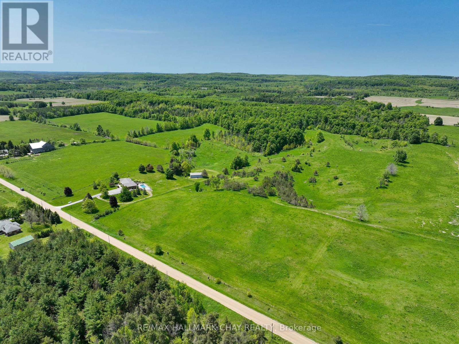 For sale: PT E 1/2 LT25, CONC 4 EHS PT 2, PL 7R6861 TOWN OF MONO