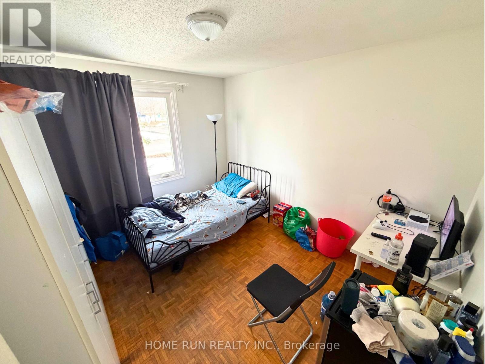 渥太华Nepean核心地段 6+2卧3卫独立屋 双厨房设计 投资自住两相宜 - 14
