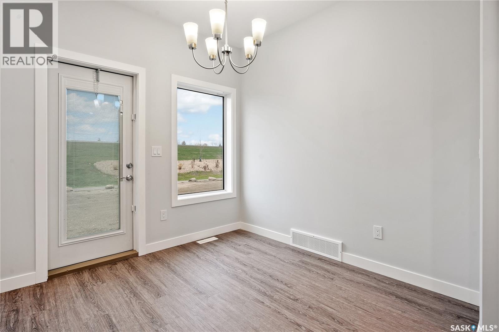 3045 Green Turtle ROAD, Regina, Saskatchewan S4V4E5 | REALTOR.ca