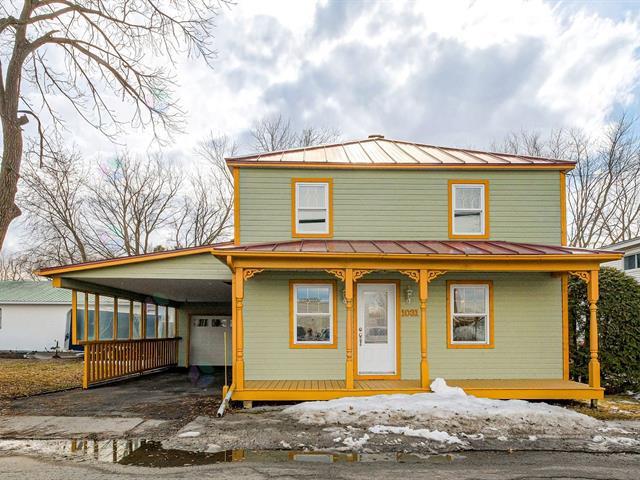 1031 Av. du Frère-André