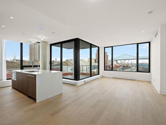 1010 Rue de la Commune E.