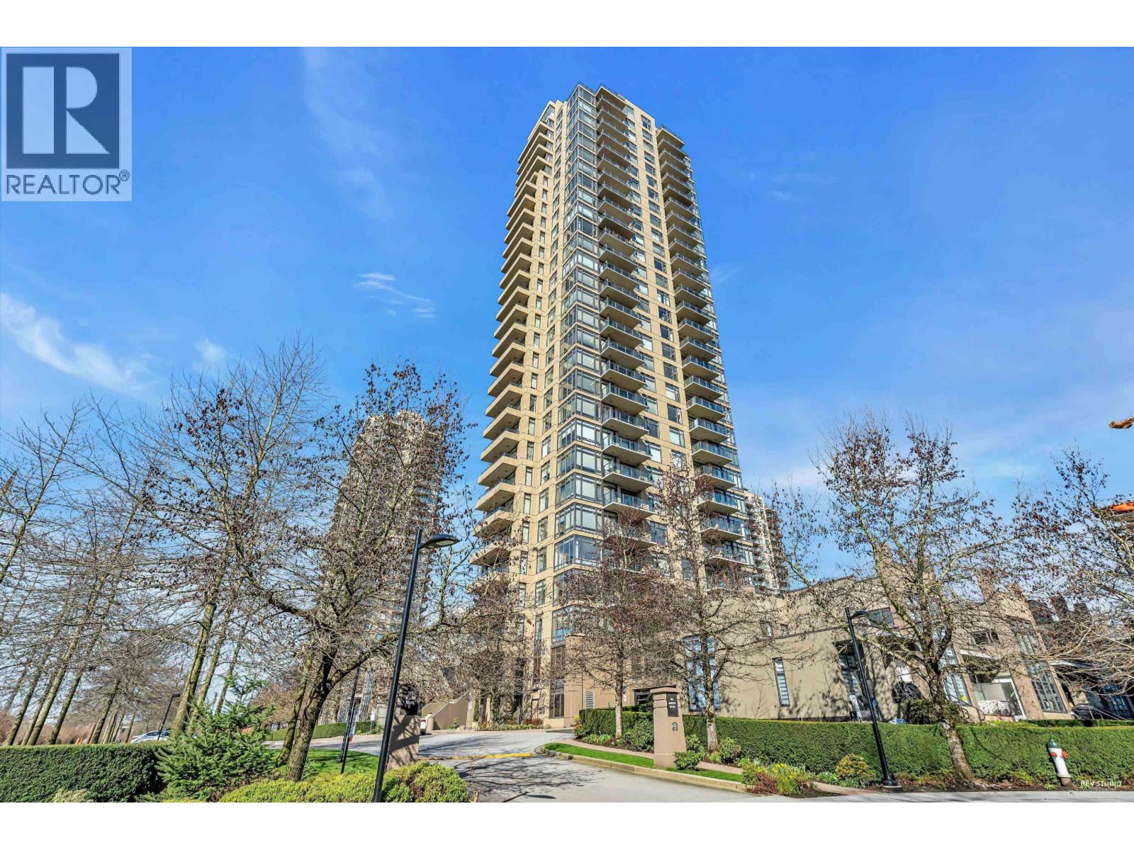 2202 2355 MADISON AVENUE|Burnaby, British Columbia V5C0B3