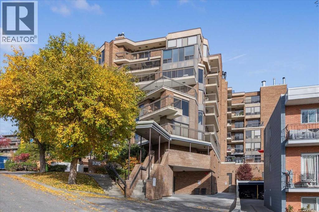 Apartment for Sale in 302, 320 Meredith Road NE|Calgary, Alberta T2E5A6 3