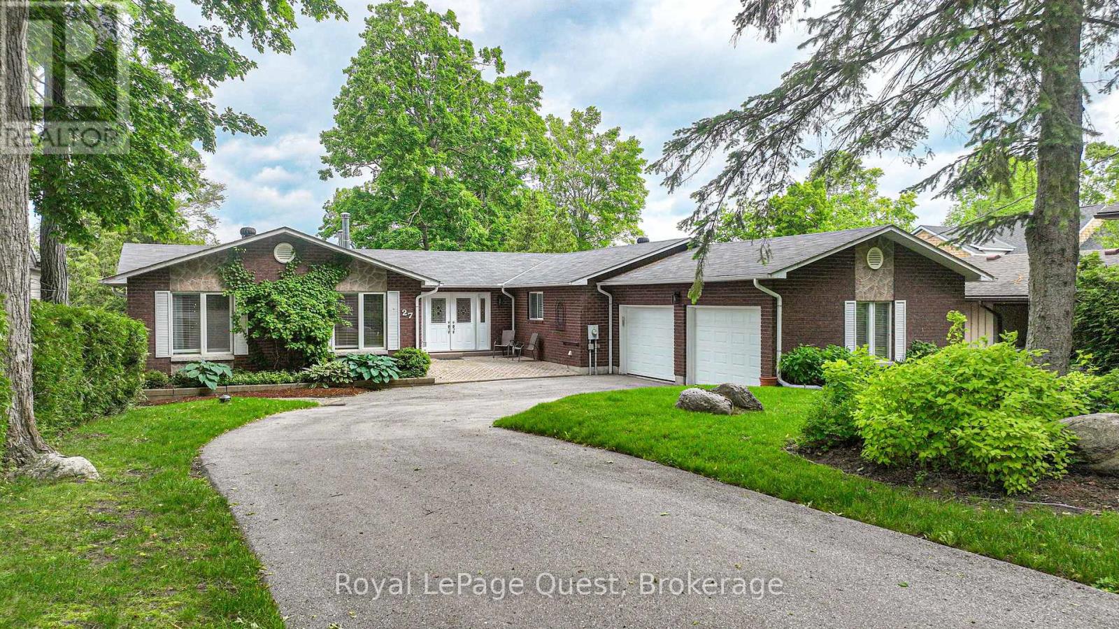 27 HEYDEN AVENUE