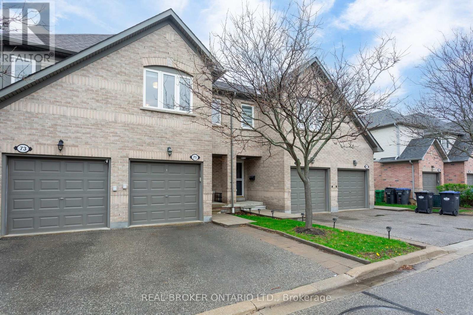 Row / Townhouse for Sale in TH71 - 86 JOYMAR DRIVE|Mississauga (Streetsville), Ontario L5M7Z6 2