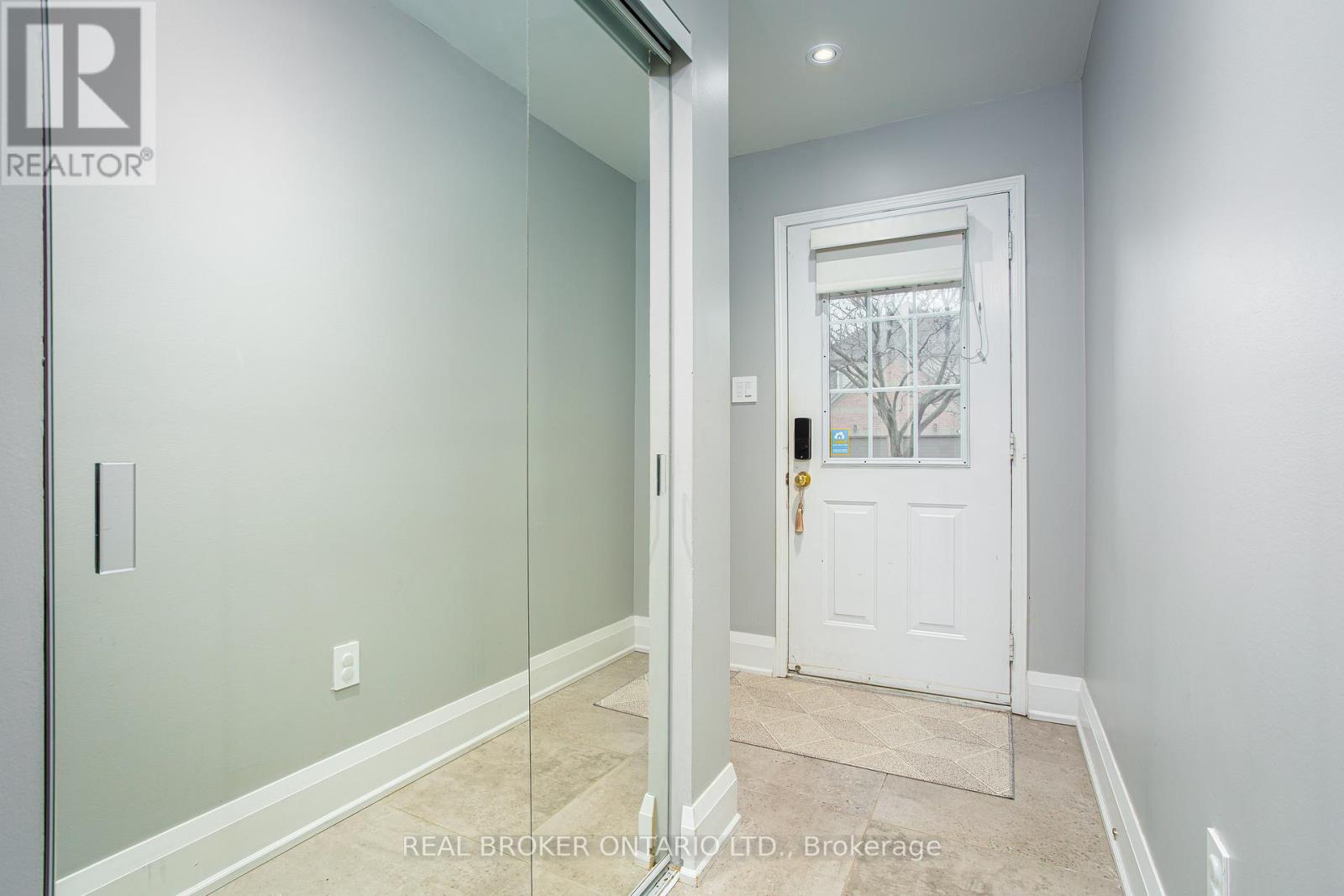 Row / Townhouse for Sale in TH71 - 86 JOYMAR DRIVE|Mississauga (Streetsville), Ontario L5M7Z6 4