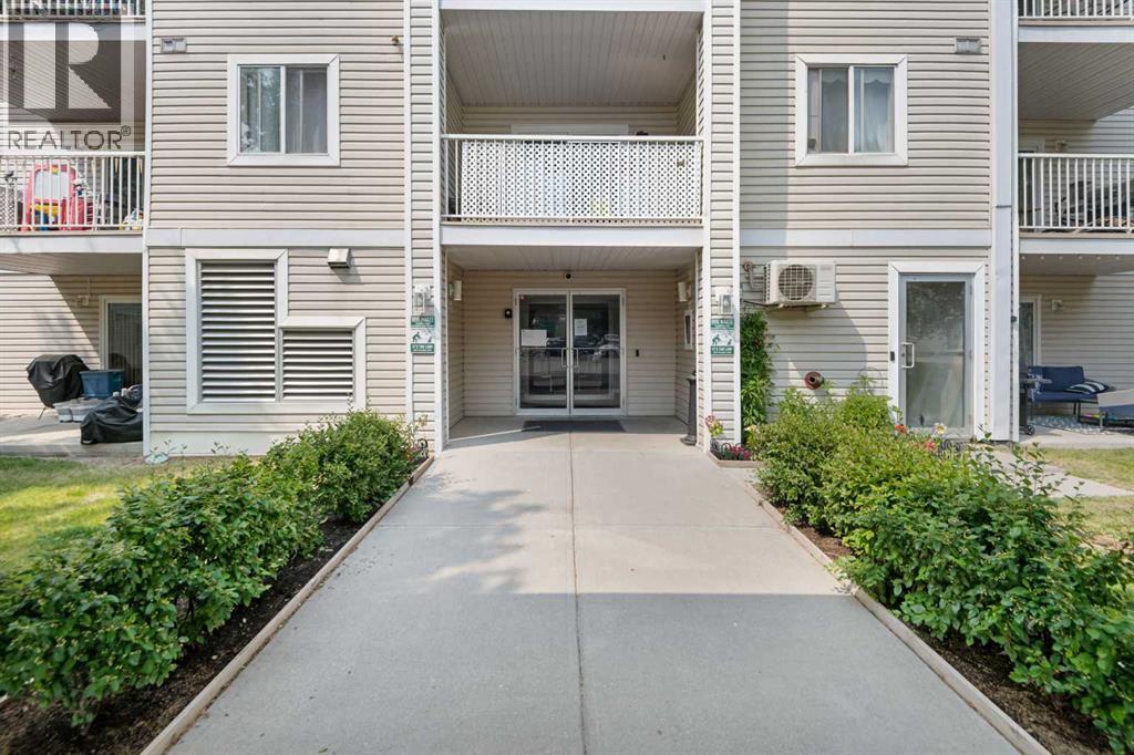 Apartment for Sale in 2210, 6224 17 Avenue SE|Calgary, Alberta T2A7X8 5