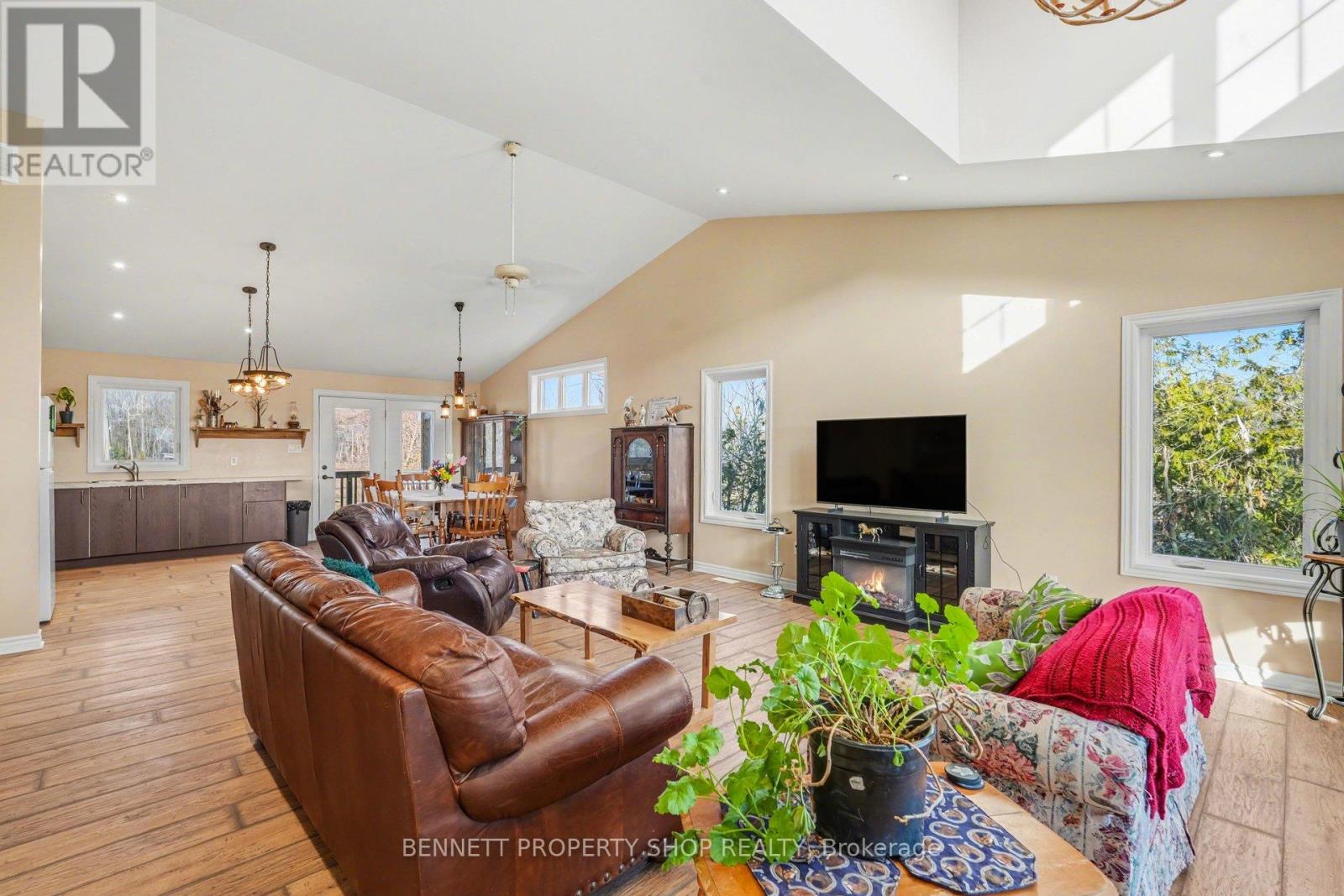 For sale: 7261 THIRD LINE ROAD S, Ottawa, Ontario K0A2E0 - X12951498 ...