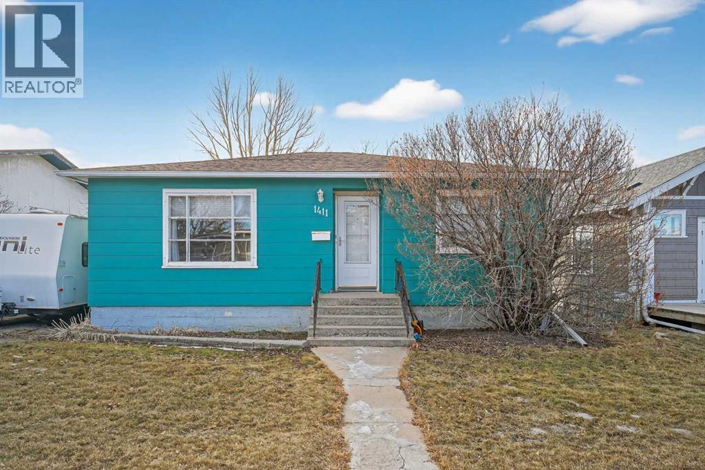 House for Sale in 1411 20 Avenue NW|Calgary, Alberta T2M1G6 2