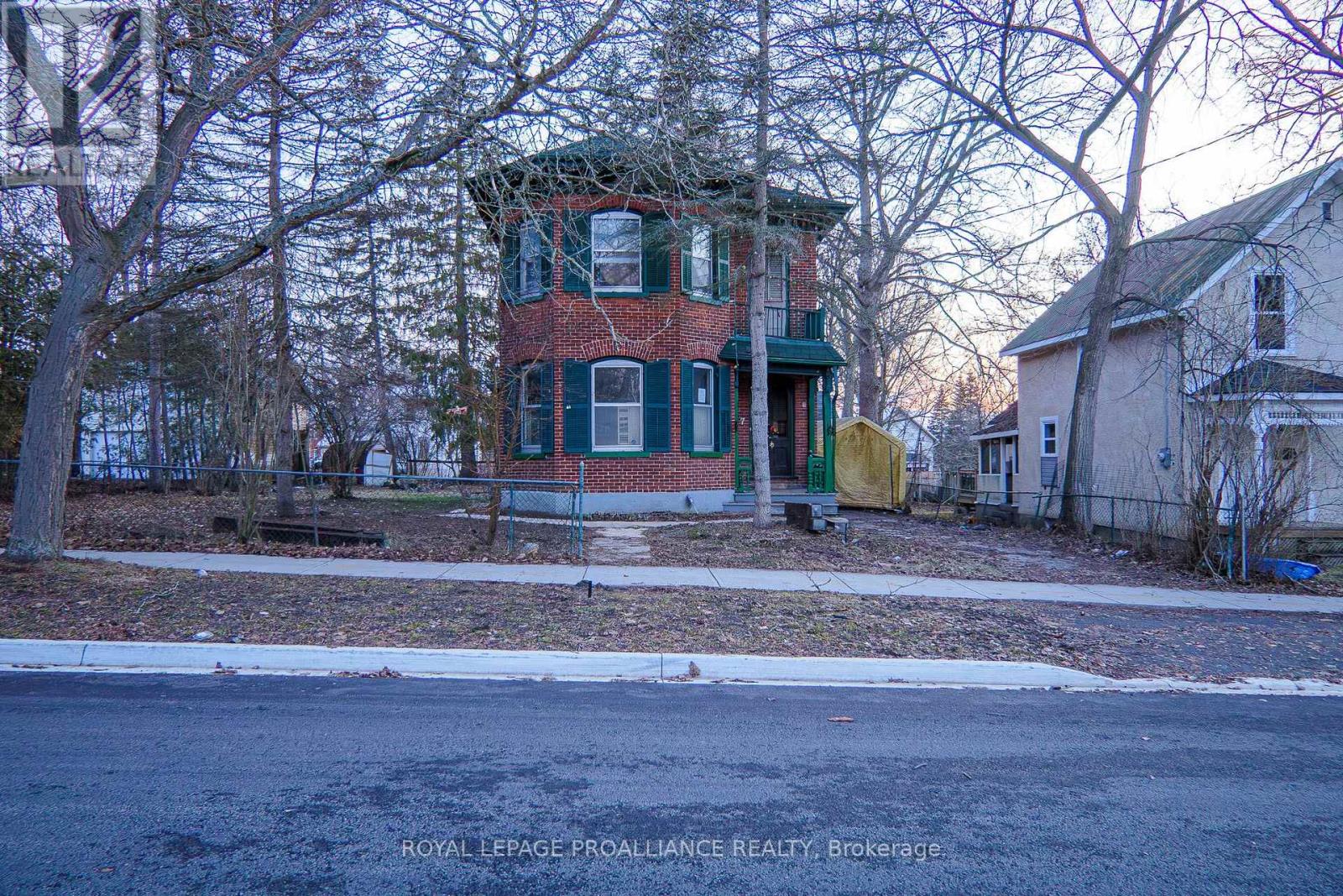 For sale: 187 ST GEORGE STREET, Deseronto (Deseronto (Town