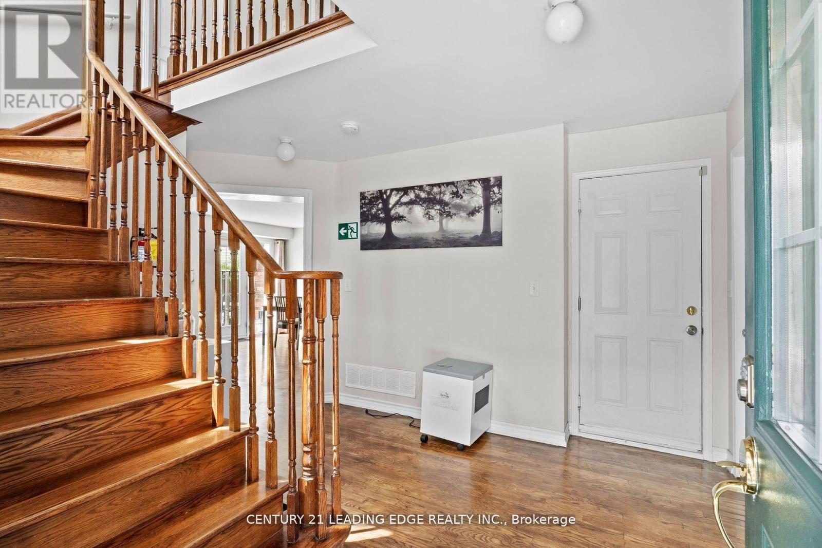 For sale: 1 DELIGHT WAY, Whitby (Brooklin), Ontario L1M0G1 - E12953778 ...