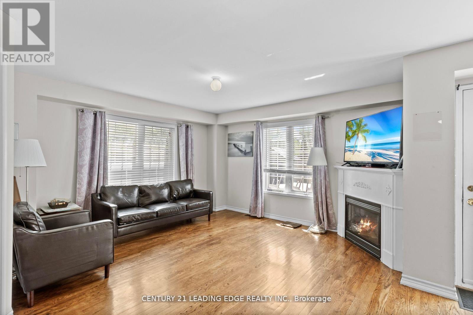 For sale: 1 DELIGHT WAY, Whitby (Brooklin), Ontario L1M0G1 - E12953778 ...