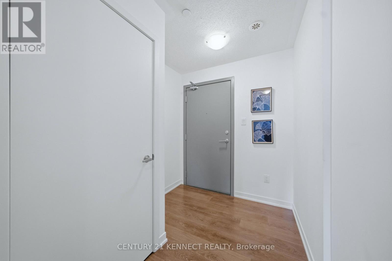 211-20ORCHIDPLDRIVE,Toronto(Malvern),OntarioM1B0E1