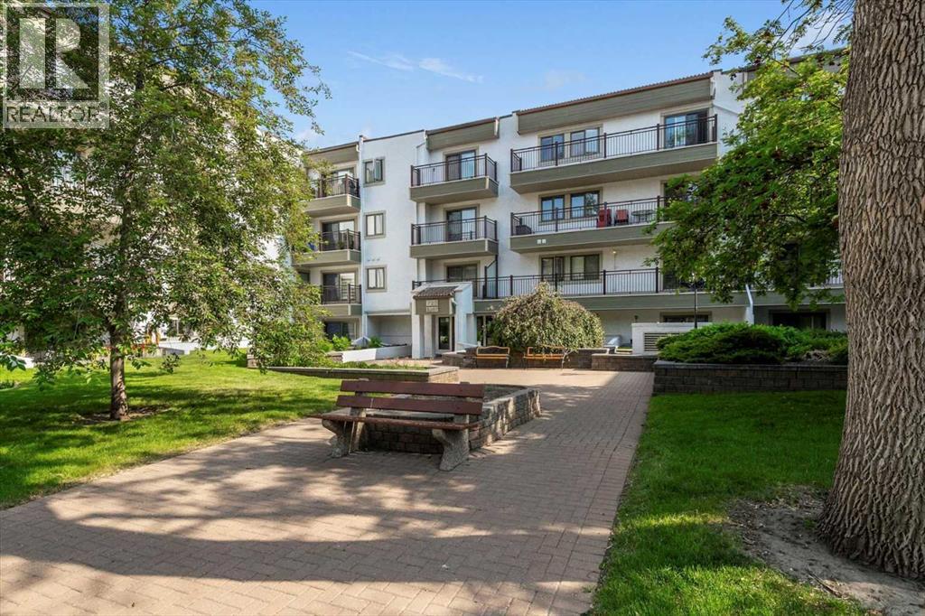 Apartment for Sale in 102, 723 57 Avenue SW|Calgary, Alberta T2V4Z3 4