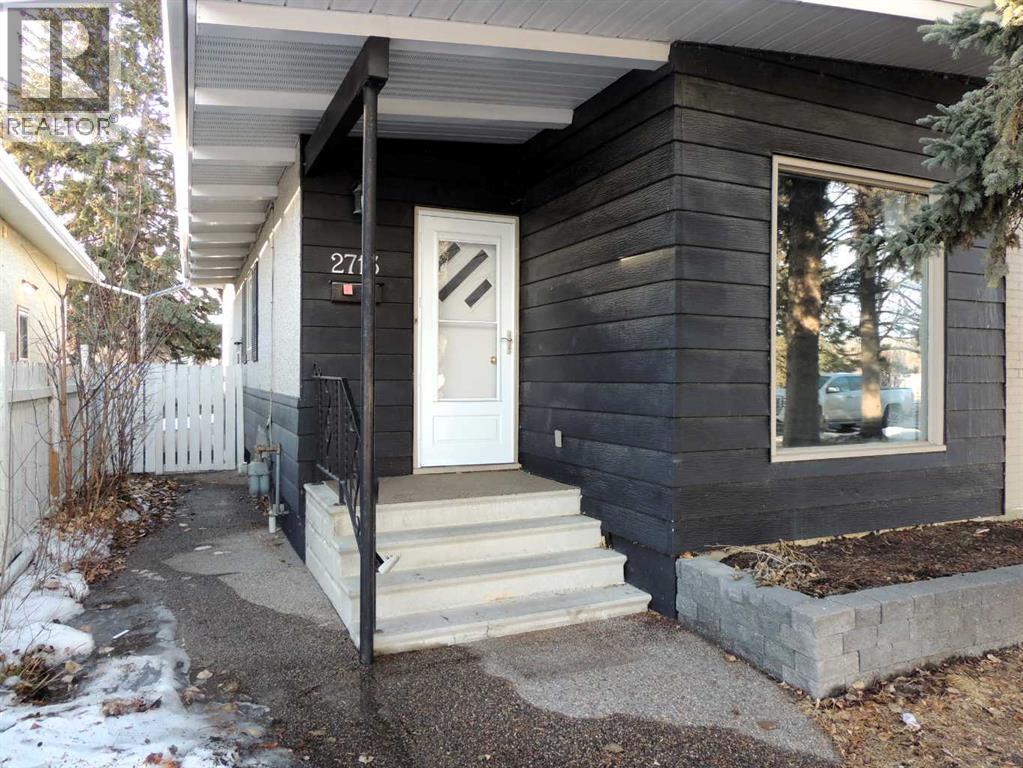Duplex for Sale in 2713 Canmore Road NW|Calgary, Alberta T2M4J6 4