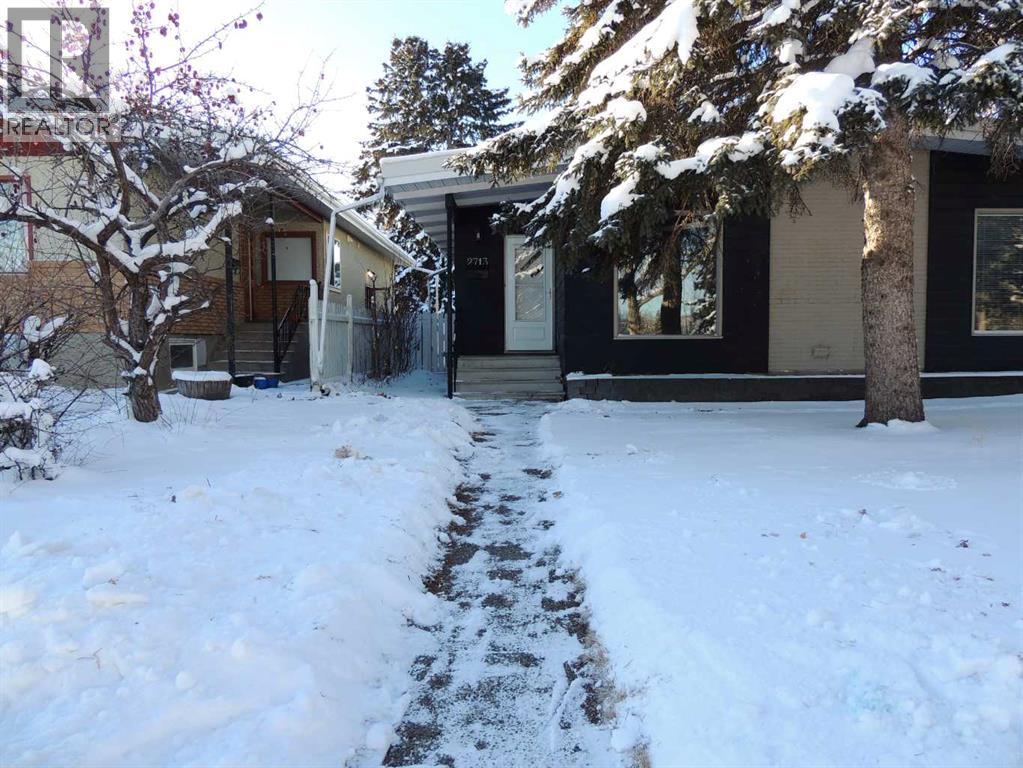 Duplex for Sale in 2713 Canmore Road NW|Calgary, Alberta T2M4J6 2