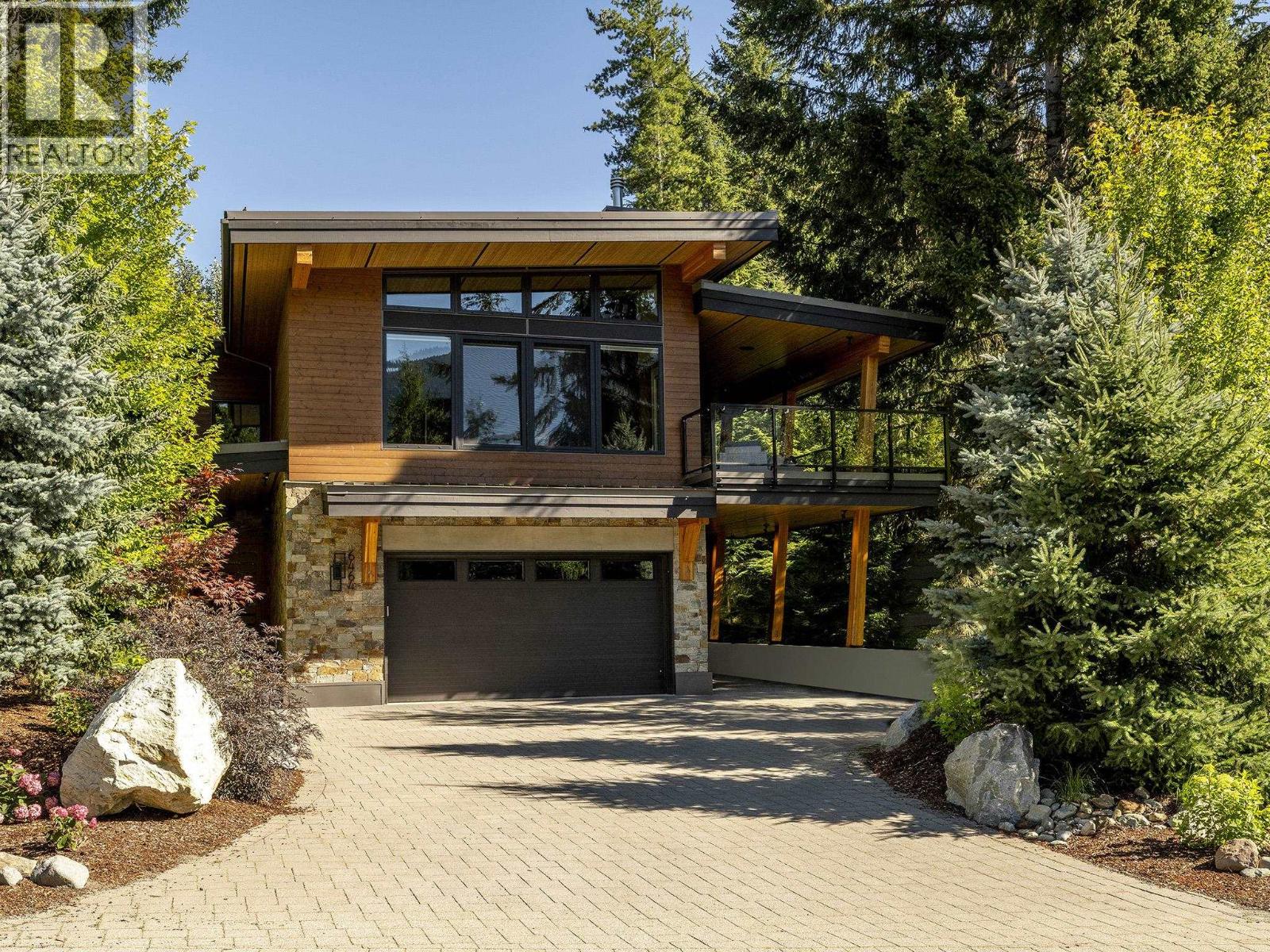 For sale: 6464 ST ANDREWS WAY, Whistler, British Columbia V8E0C8