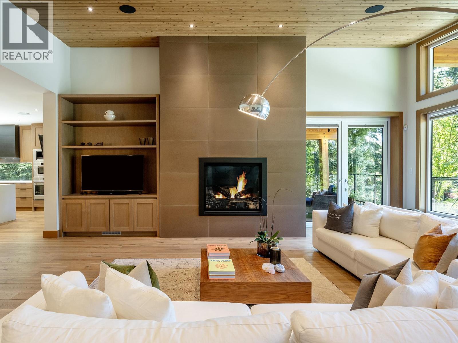 For sale: 6464 ST ANDREWS WAY, Whistler, British Columbia V8E0C8