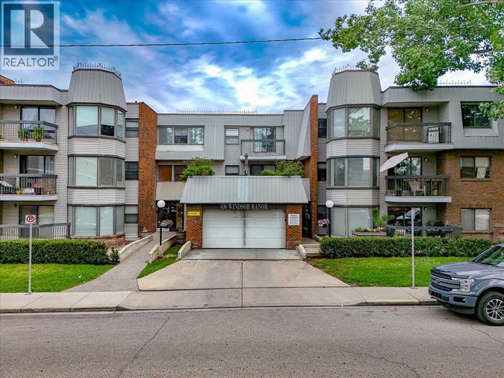 Apartment for Sale in 206, 630 57 Avenue SW|Calgary, Alberta T2V0H4 2