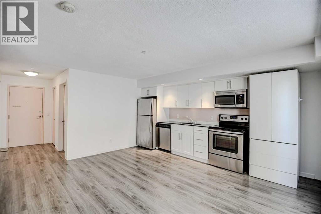 Apartment for Sale in 106, 1920 11 Avenue SW|Calgary, Alberta T3C0N8 3