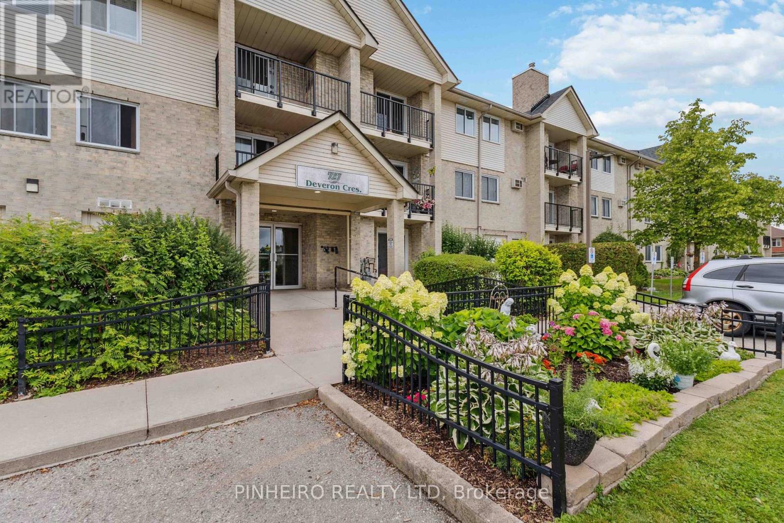 309 - 727 DEVERON CRESCENT, London South (South T), Ontario N5Z4X4