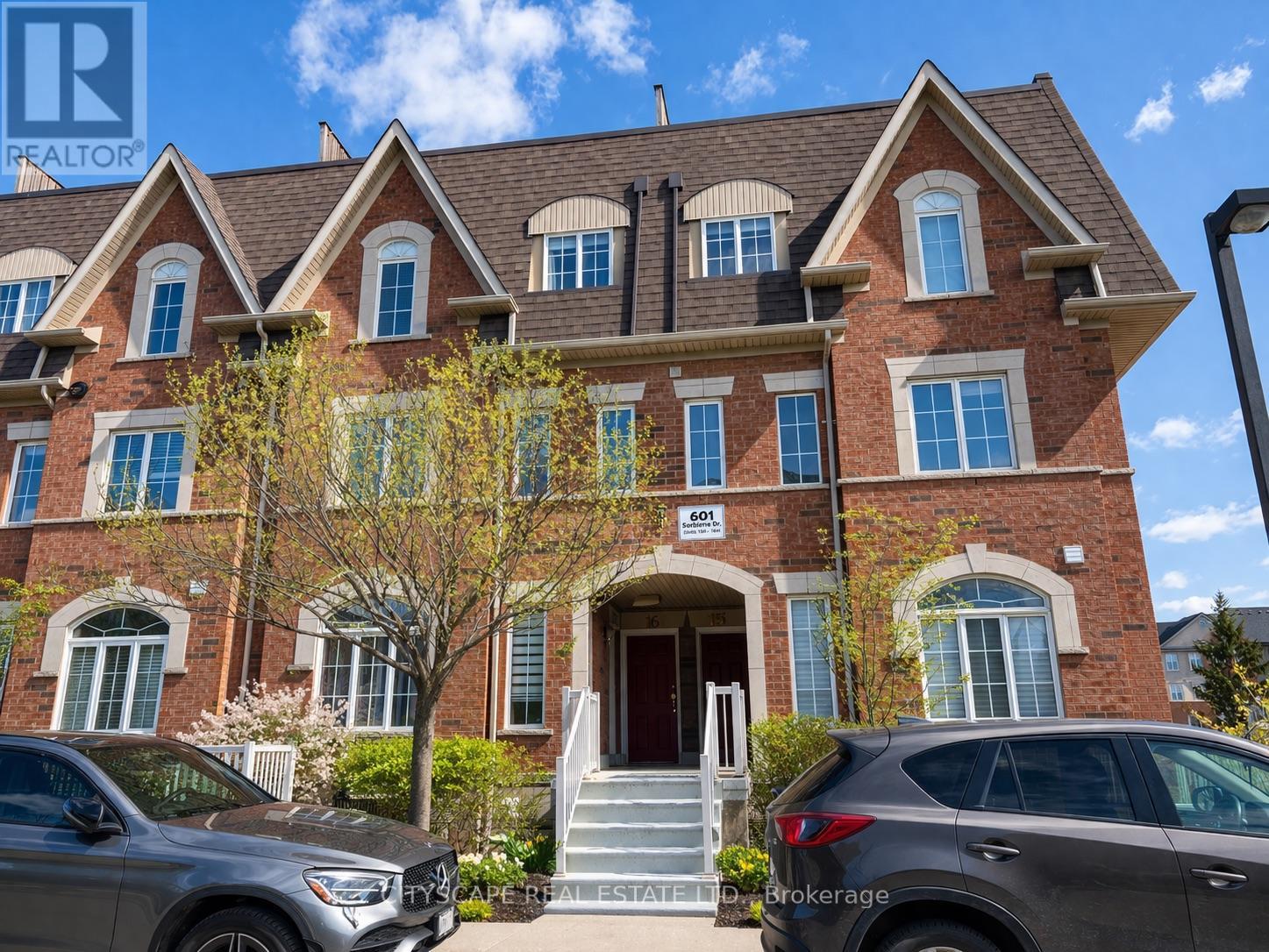 Row / Townhouse for Sale in 162 - 601 SHORELINE DRIVE|Mississauga (Cooksville), Ontario L5B4K1
