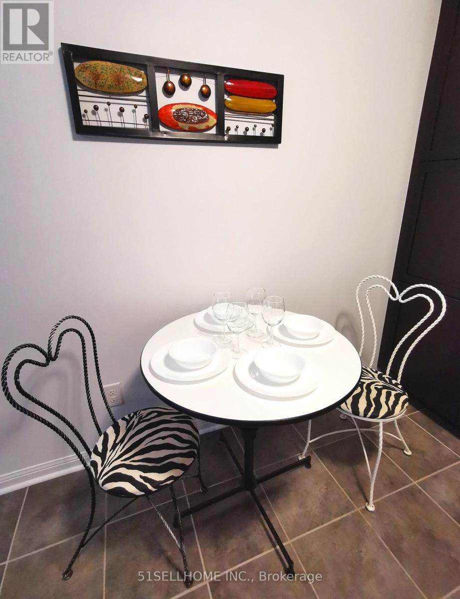 Row / Townhouse for Sale in 97 - 2891 RIO COURT|Mississauga (Central Erin Mills), Ontario L5M0S3 5