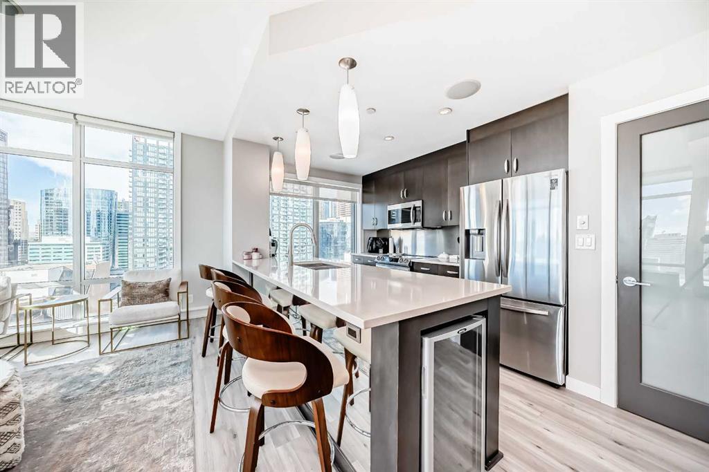 Apartment for Sale in 1802, 530 12 Avenue SW|Calgary, Alberta T2R0B1 2