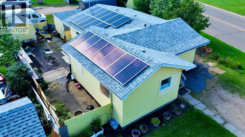 813 Centre St Street