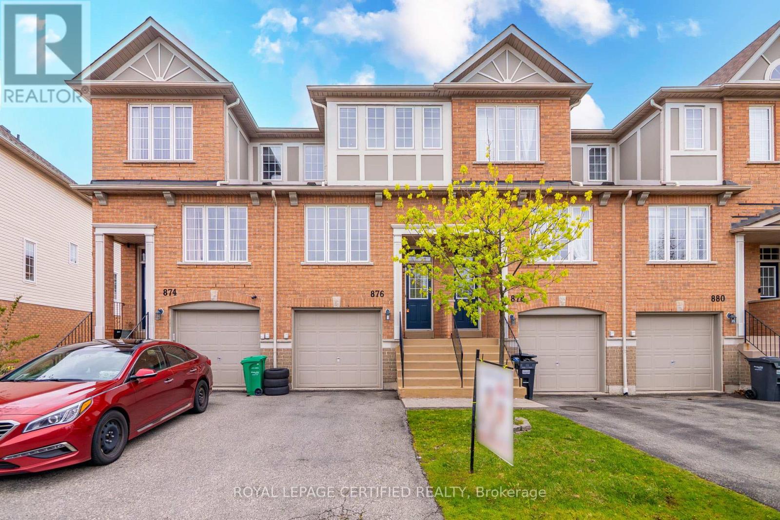 Row / Townhouse for Sale in 876 SCOLLARD COURT|Mississauga (East Credit), Ontario L5V2R5 3