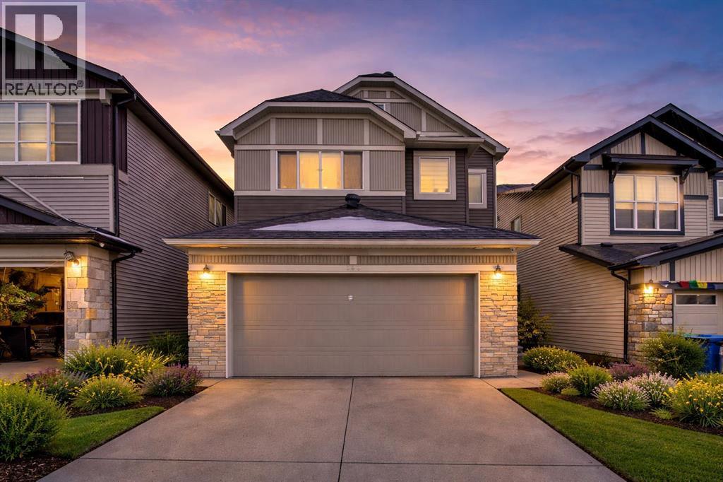 148 Savanna Close NE