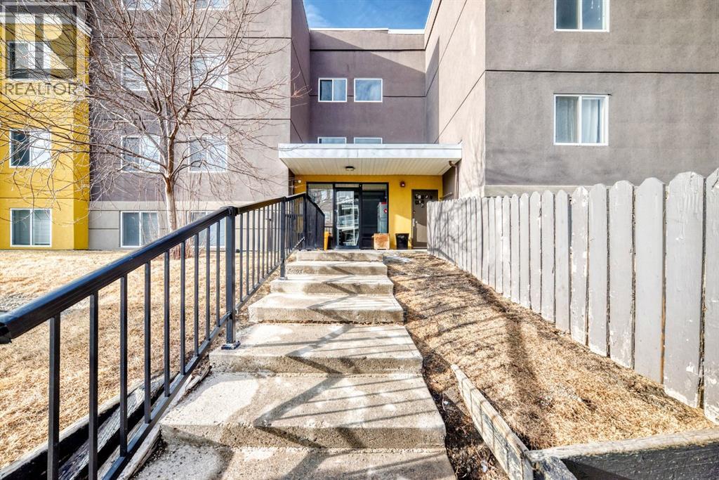 Apartment for Sale in 302, 4455A Greenview Drive NE|Calgary, Alberta T2E6M1 2