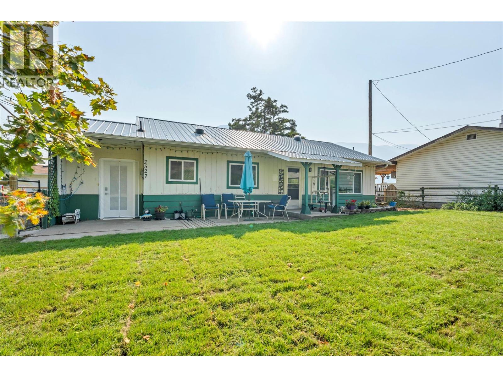 2527 UPPER BENCH Road