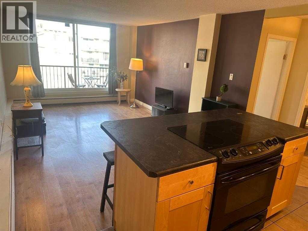 Apartment for Sale in 705, 1236 15 Avenue SW|Calgary, Alberta T3C0X5 4