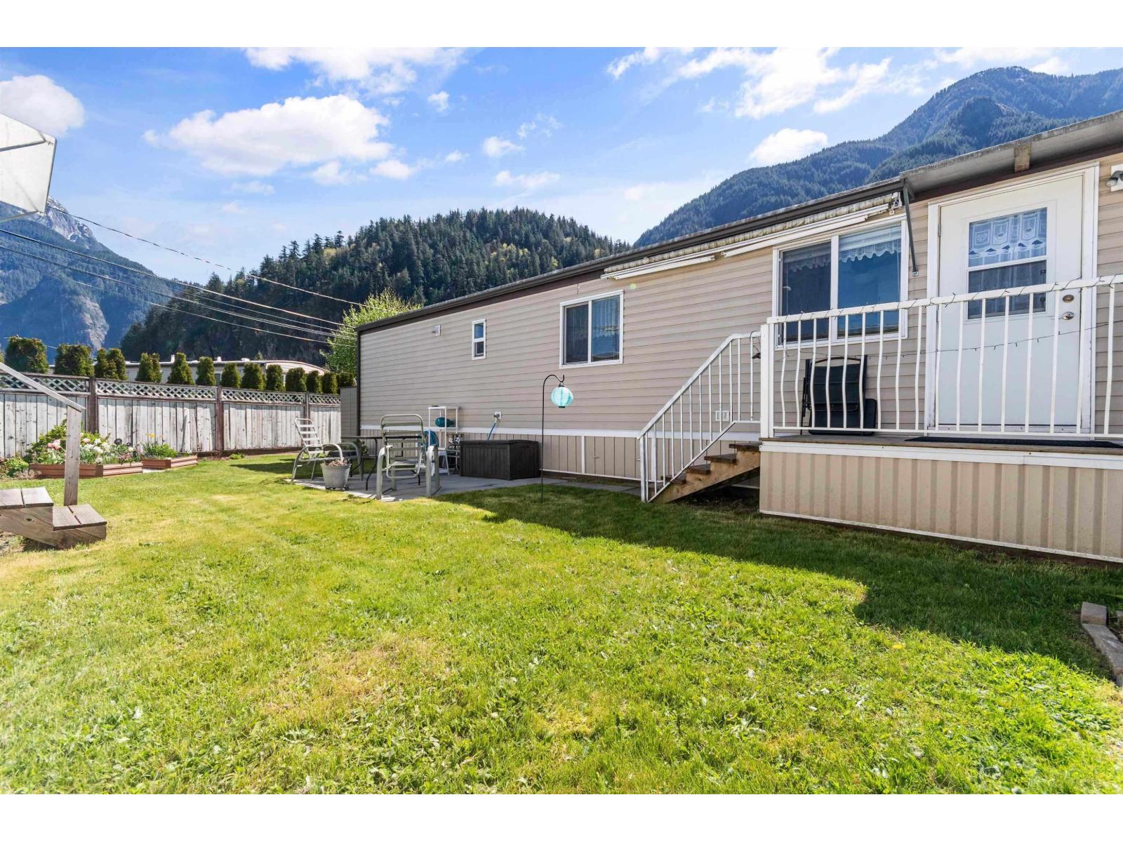 Hope Side Rd For sale: 18 62780 FLOOD HOPE ROAD, Hope, Hope, British Columbia V0X1L2 ...