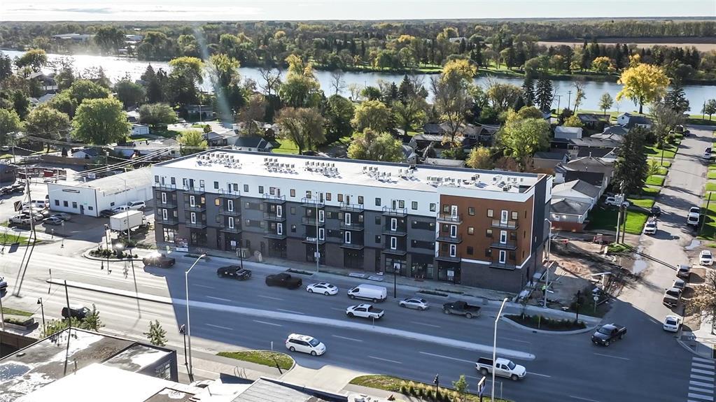 218 1525 Saskatchewan Avenue