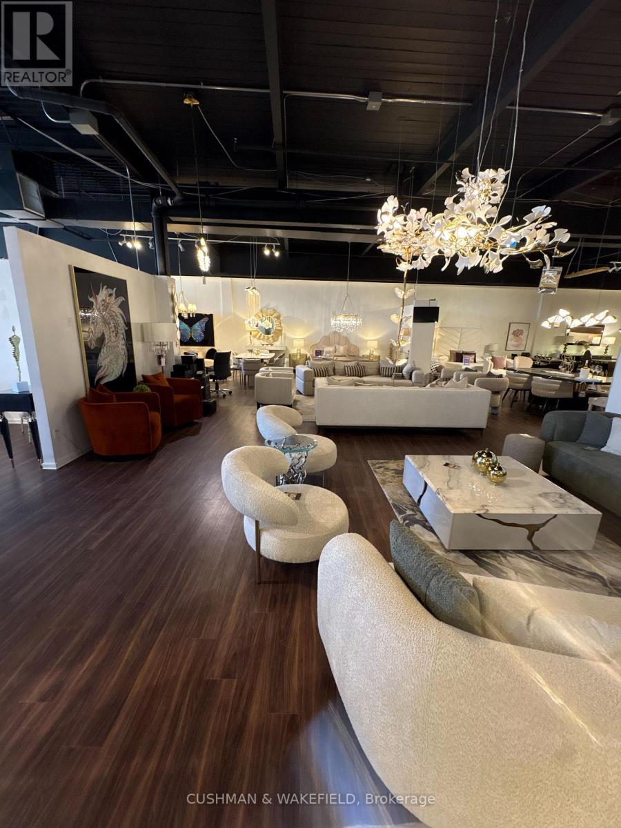 For lease: 2 & 3 - 77 SAMOR ROAD, Toronto (Yorkdale-Glen Park), Ontario ...