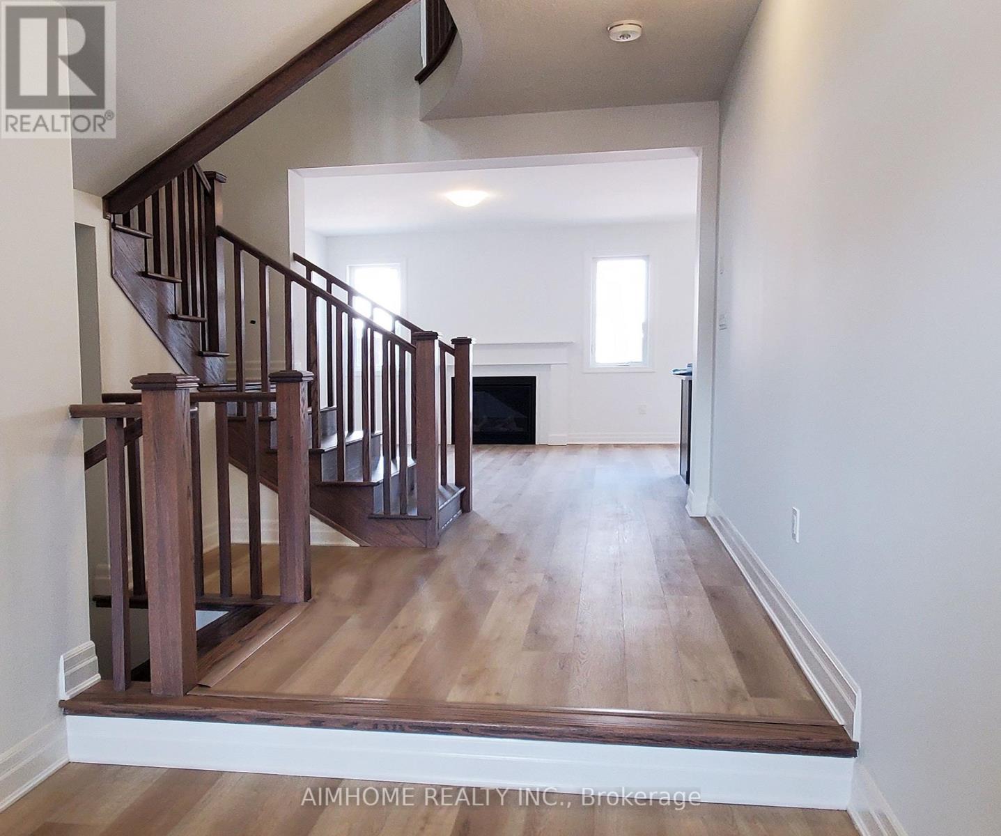 Row / Townhouse for Sale in 1195 TANBARK AVENUE|Oakville (JM Joshua Meadows), Ontario L6H3X1 2