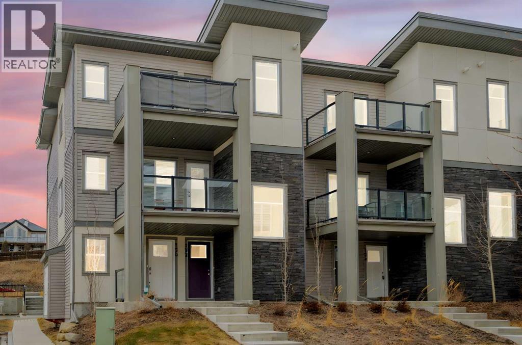 Row / Townhouse for Sale in 122 Spring Creek Common SW|Calgary, Alberta T3H6E2 2