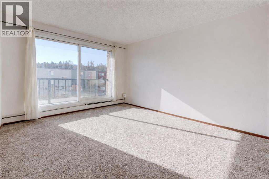 Apartment for Sale in 404, 1829 11 Avenue SW|Calgary, Alberta T3C0N7 2