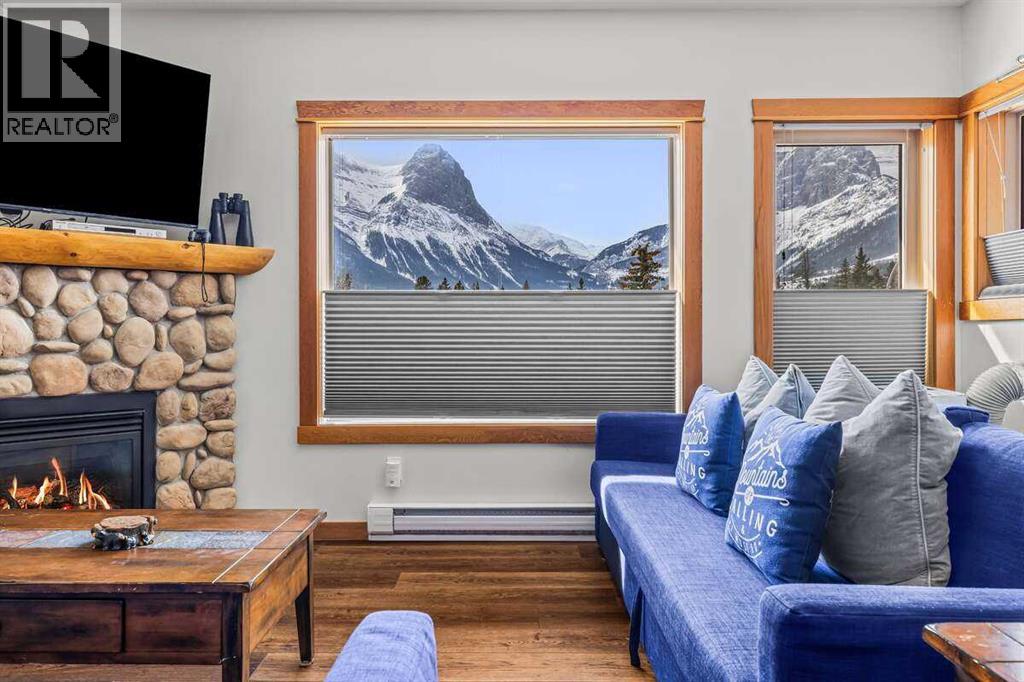 300, 1140 Railway Avenue