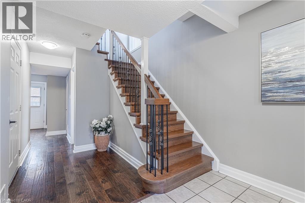 Row / Townhouse for Sale in 333 MEADOWS Boulevard Unit# 98|Mississauga, Ontario L4Z1G9 4