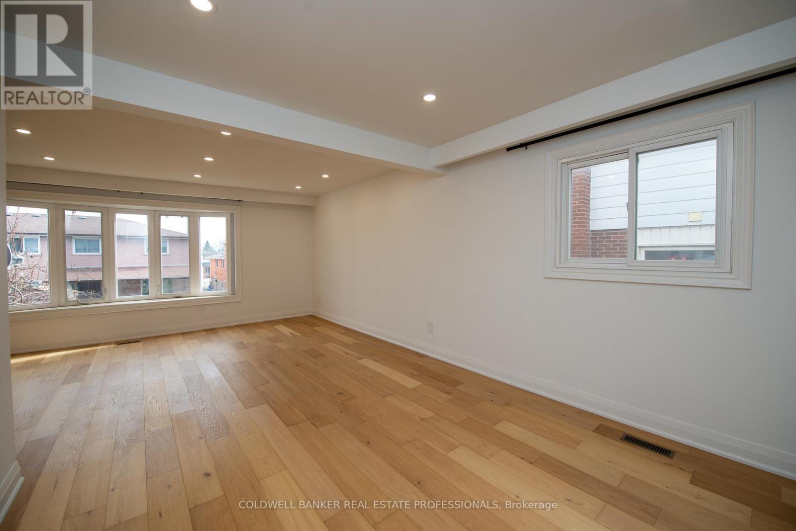 À louer : UPPER - 8 NOOTKA CRESCENT, Toronto (Pleasant View), Ontario ...