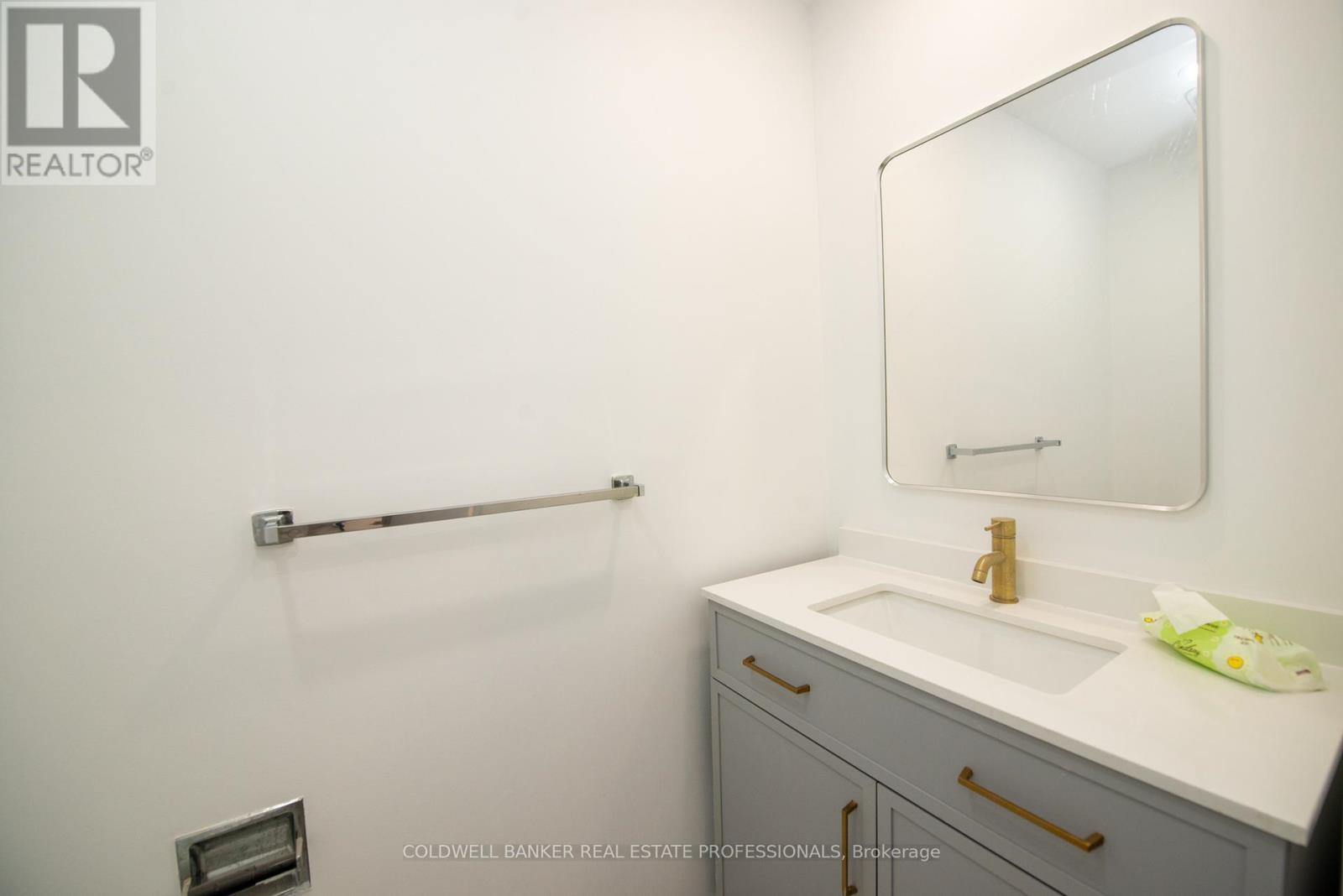 À louer : UPPER - 8 NOOTKA CRESCENT, Toronto (Pleasant View), Ontario ...